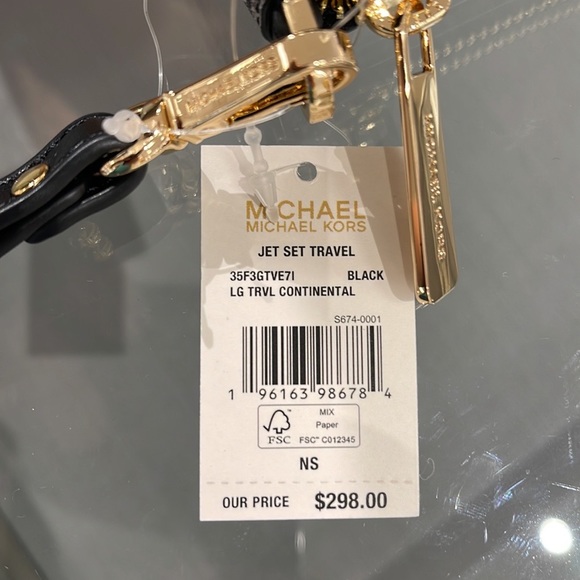 MICHAEL KORS Leather Continental Phone Holder Wristlet Wallet 
Black 
NWT - Picture 16 of 16